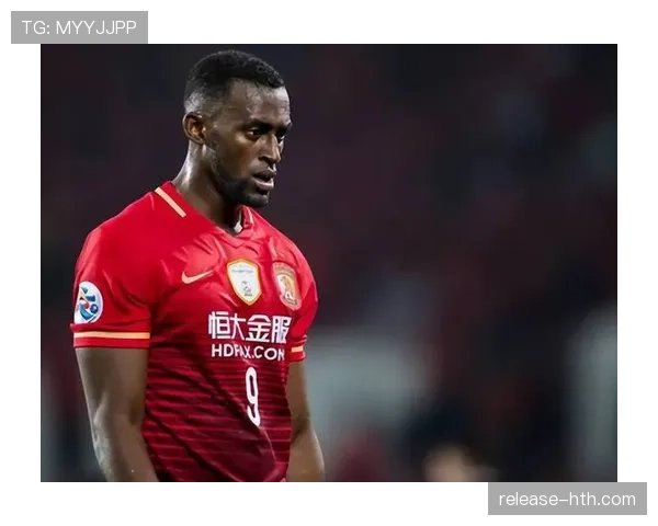 马丁内斯转会风波再起,多家豪门争抢锋线悍将 马丁内斯转会风波再起,多家豪门争抢锋线悍将